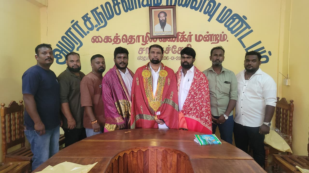 சாவகச்சேரி கைத்தொழில் வணிகர் மன்றத்தின் புதிய தலைவர் அகிலன் கடமைகளை பொறுப்பேற்பு!