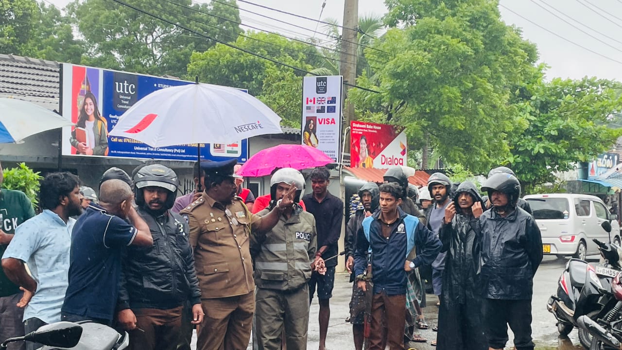 பட்டப்பகலில் துரத்தித் துரத்தி இளைஞன் வெட்டிக் கொலை!