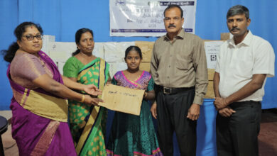 உண்டியல் பணத்தை கொடுத்துதவிய சிறுமி!