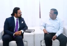 வடக்கு மாகாண ஆளுநரை சந்திக்கும் இந்திய துணைத்தூதுவரின் சந்திப்பு நிகழ்வு படம்