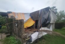 கன மழையால் உடைந்த வீடு, நாவற்குழியில் சம்பவம்!