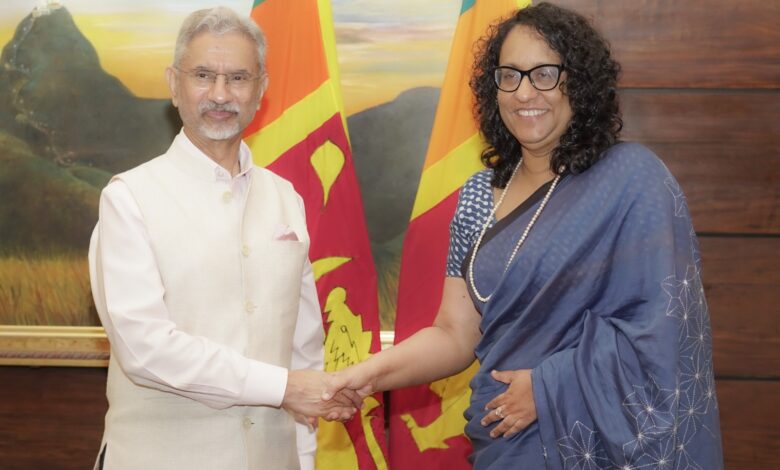 இந்திய வெளிவிவகார அமைச்சருக்கும் பிரதமருக்கும் இடையில் சந்திப்பு!