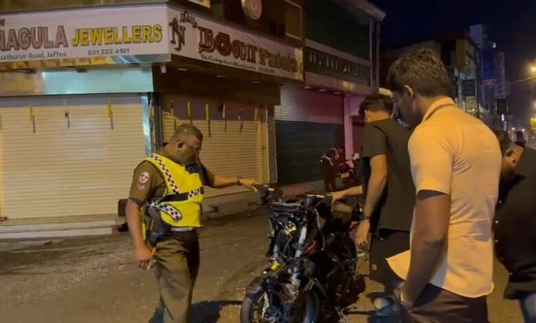 யாழ் நகரில் வாகன விபத்து: ஆறுபேர் காயம்!