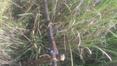 கட்டு துவக்கில் சிக்கி சுண்டிக்குளத்தில் குடும்பஸ்தர் படுகாயம்!