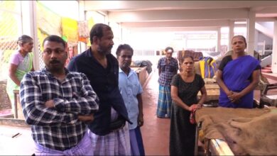 கொடிகாமம் பழக்கடை வியாபாரிகள் போராட்டத்தில்!