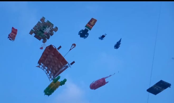 விண்ணில் சாகசம் காட்டிய பட்டங்கள்!