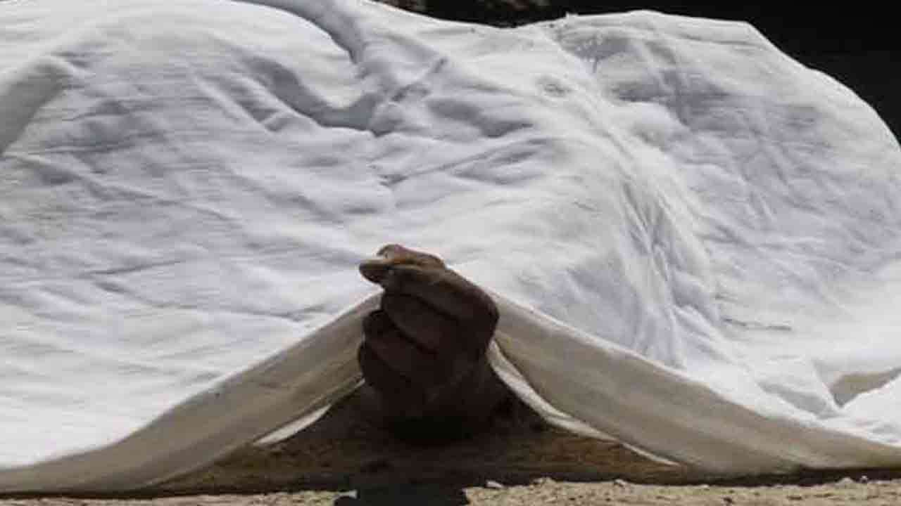 சேர்ந்து மது அருந்திய போது தந்தையை கொன்ற மகன்!