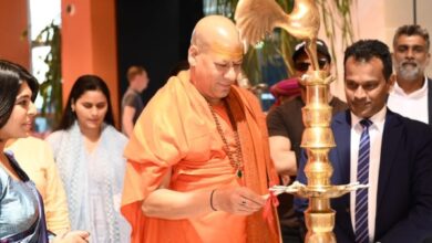 இந்தியாவின் அயோத்தி நகரிலுள்ள சிவாலயத்தின் பிரதமகுரு கைஷானந்த் கிரி மஹராஜ் உள்ளிட்ட விசேட குழுவினர் இலங்கைக்கு வந்துள்ளனர்.