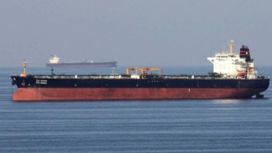 மூழ்கிக்கொண்டிருந்த ஈரான் கப்பலில் இருந்தவர்கள் மீட்ட இலங்கைக் கடற்படை!