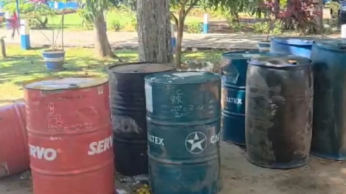 திருகோணமலையில் பதுக்கி வைக்கப்பட்டிருந்த 2ஆயிரம் லீற்றர் டீசல் மீட்பு!