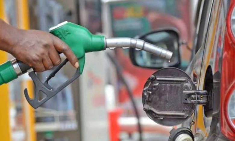 எரிபொருள் விலையில் நேற்று நள்ளிரவு முதல் மாற்றம்!