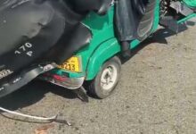 யாழில் விபத்து: வெளிநாட்டுச் சுற்றுலாப் பயணிகள் உட்பட மூவர் படுகாயம்!