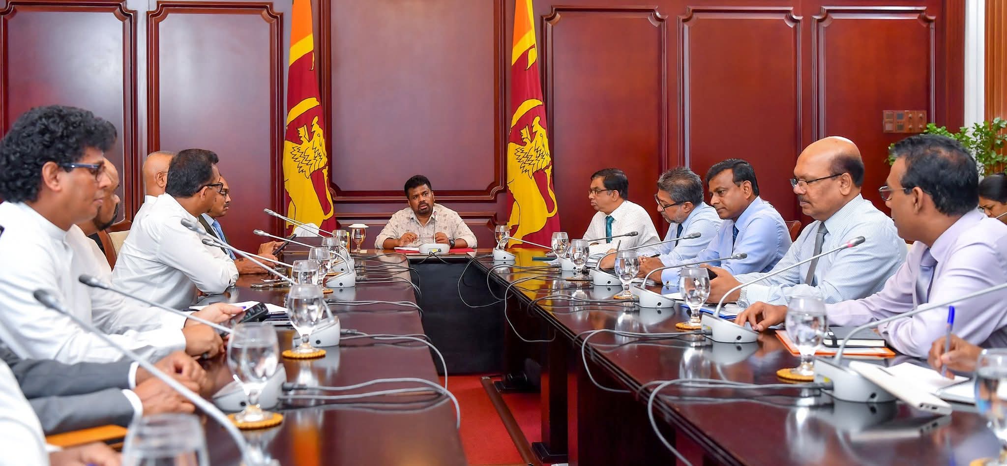 நாட்டில் எரிபொருள் மற்றும் எரிவாயுவிற்கு தட்டுப்பாடு ஏற்படாது - ஜனாதிபதி தெரிவிப்பு!