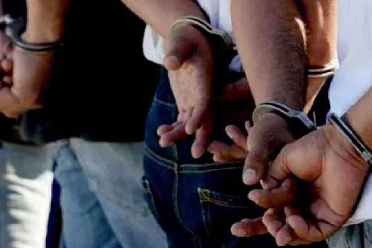 யாழில் போதை மாத்திரைகளோடு இளைஞர்கள் ஐவர் கைது!