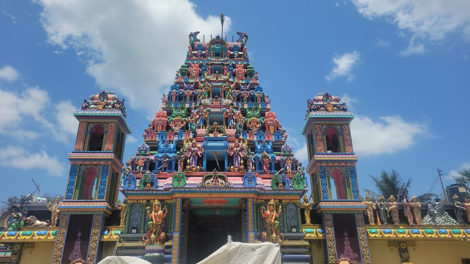 சாவகச்சேரி வாரிவனம் முத்துமாரி அம்மன் கும்பாபிஷேகம்!