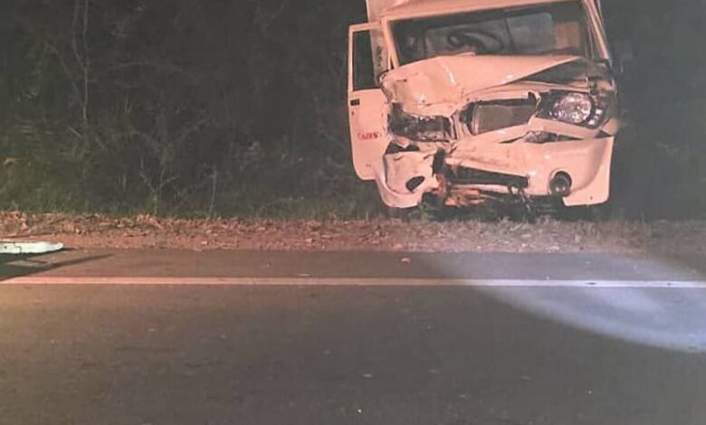 ஓமந்தையில் ஹன்ரர் வாகனம் மரத்தோடு மோதி விபத்து:சாரதி பலி!