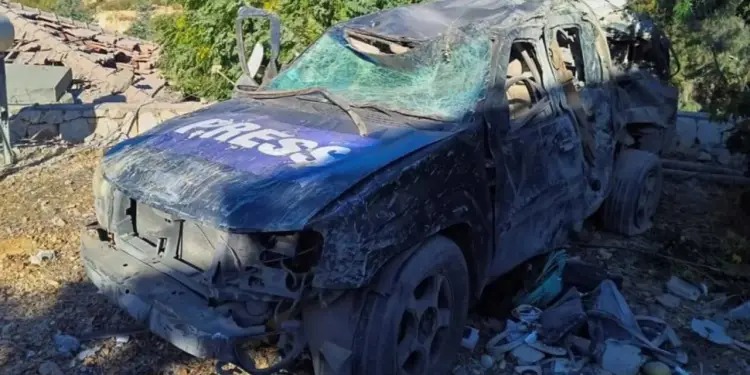 லெபனானில் இடம்பெற்ற தாக்குதலில் ஊடகவியலாளர்கள் மூவர் பலி!