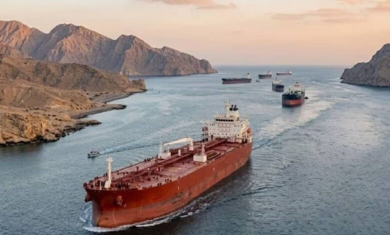 எரிவாயு ஏற்றிய இரு இந்தியக் கப்பல்கள் ஹோர்முஸ் நீரிணையைக் கடந்தன!