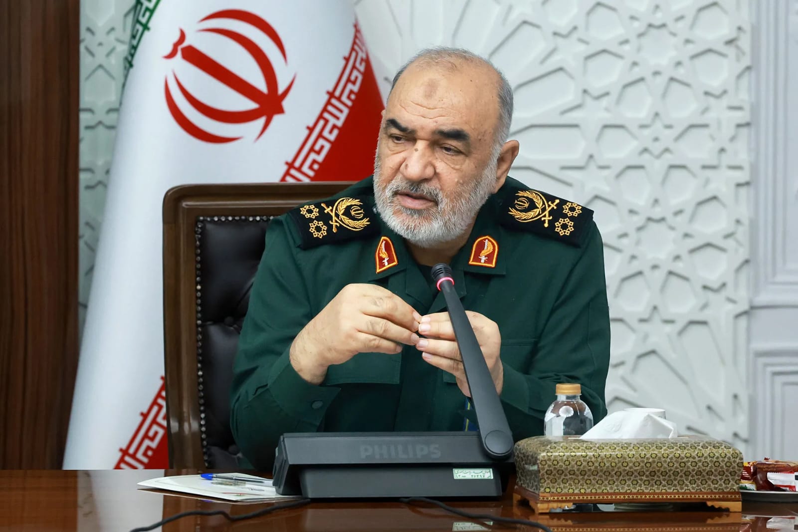 இஸ்ரேலிய தாக்குதலில் ஈரானின் புரட்சிகர காவற்படையின் பிரதானி பலி!