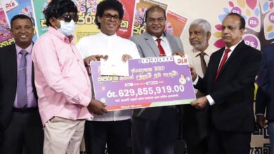 அதிஷ்ட லாப சீட்டில் வெல்லப்பட்ட அதிகூடிய தொகை வழங்கி வைப்பு!