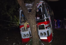 திருகோணமலையில் விபத்து : 13 பேர் படுகாயம்!