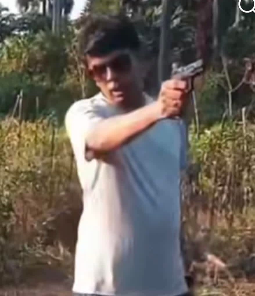 யாழில் துப்பாக்கி முனையில் பெண்களை அச்சுறுத்திய அருச்சுனா எம்.பி!