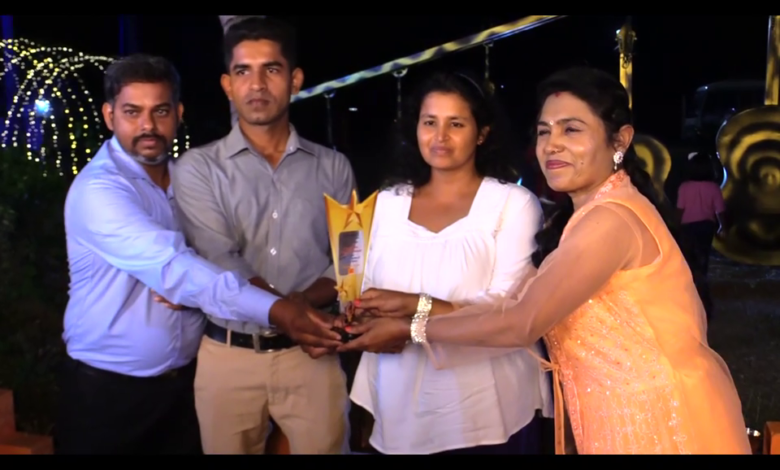 உலக சாதனை படைத்த குமுதினி கோபாலகிருஷ்ணன்: அமெரிக்கரின் சாதனையையும் முறியடிப்பு!