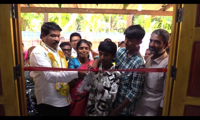 மீசாலையில் ஜனாதிபதி அடிக்கல் நாட்டிய வீடு பயனாளிகளிடம் கையளிப்பு!