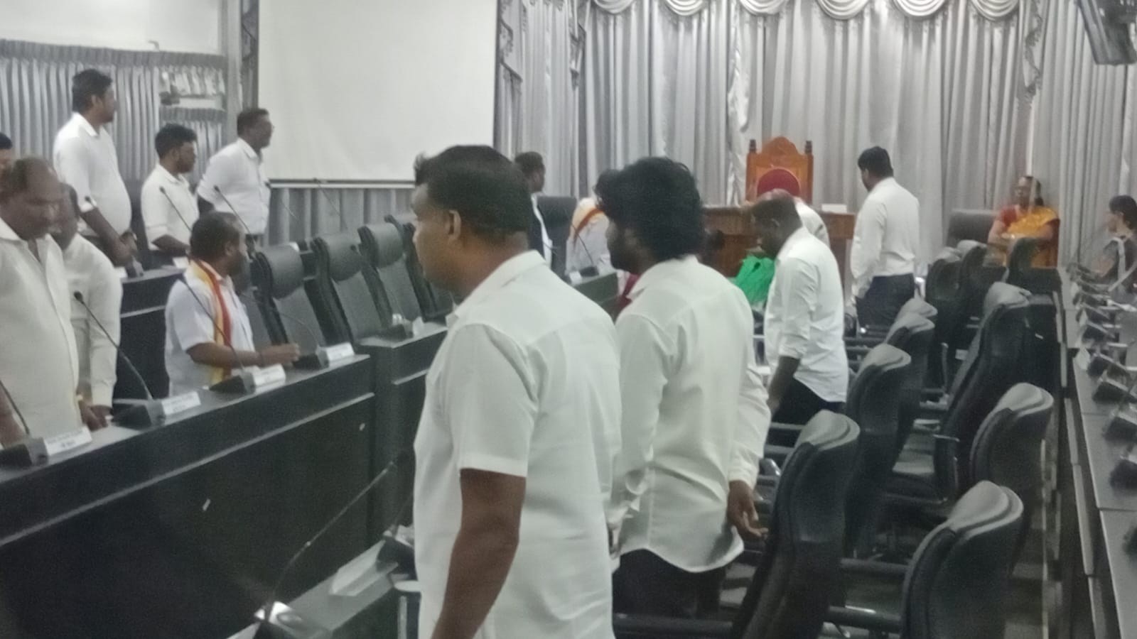 முள்ளிவாய்க்காலில் உயிர்நீத்தவர்களை நினைவு கூர்ந்தது யாழ்.மாநகரசபை!