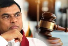 முன்னாள் அமைச்சர் பசில் ராஜபக்‌ஷ உள்ளிட்ட மூவரைக் கைது செய்து நீதிமன்றில் ஆஜர்ப்படுத்த கோட்டை நீதிமன்றம் உத்தரவு!
