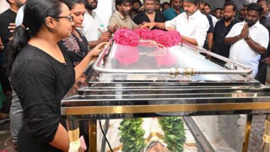 இயக்குநர் பாக்யராஜின் உடலுக்கு நேரில் அஞ்சலி செலுத்திய முதலமைச்சர் விஜய்!