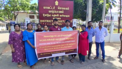 வேலையற்ற பட்டதாரிகள் யாழ்ப்பாண மாவட்ட செயலகத்தின் முன்பாக போராட்டம்!