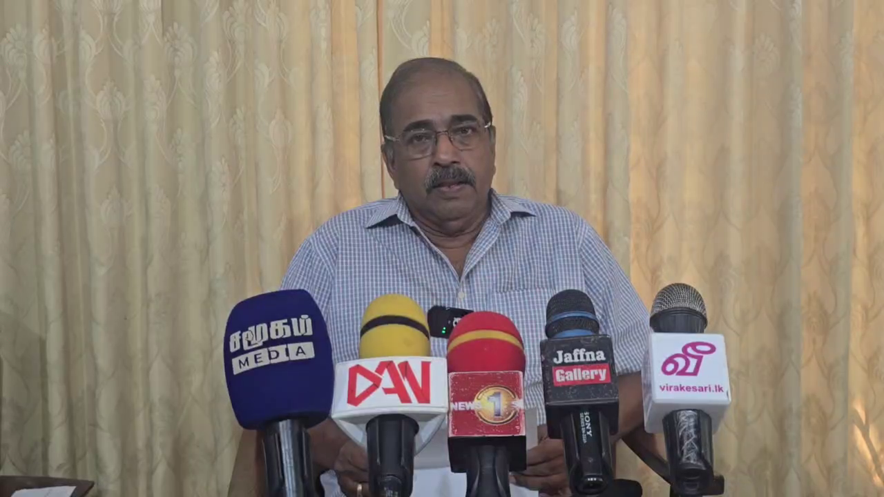 வவுனியா மாநகர சபை முதல்வர், சாவகச்சேரி நகரசபை உபதவிசாளர் பதவி நீக்கப்பட்டமைக்கு சுரேஷ் பிரேமச்சந்திரன் கண்டனம்!