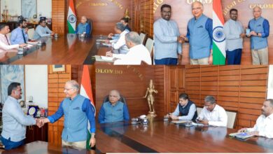 திருத்திய இந்திய வெளிநாட்டு குடியுரிமை அட்டை வழங்கிவைப்பு!