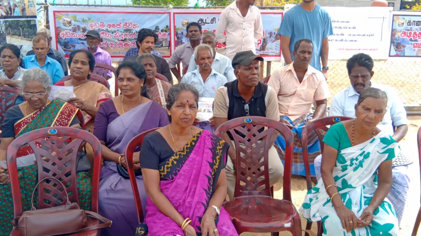பலாலி காணி விடுவிப்பு போராட்டம் 8 ஆவது வாரமாக இன்றும் இடம்பெற்றது!