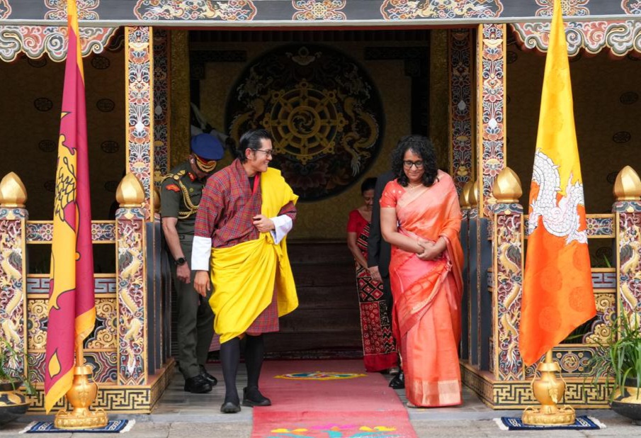Photo of Sri Lankan Prime Minister Harini Amarasuriya meeting King Jigme Khesar Namgyel Wangchuck during her official visit to Bhutan.